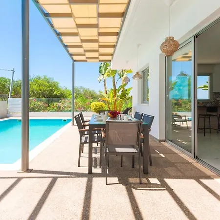 Elite Panoramic View 3bdr With Pool Айя-Напа