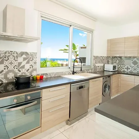 Вилла Elite Panoramic View 3bdr With Pool Айя-Напа