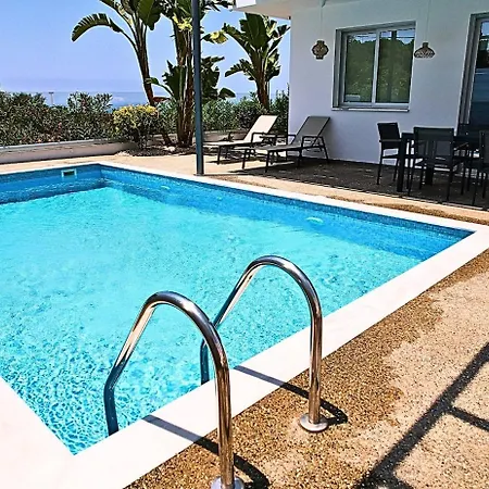 Elite Panoramic View 3bdr With Pool Вилла Айя-Напа