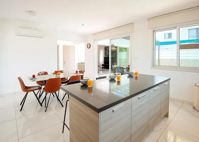 Elite Panoramic View 3bdr With Pool *